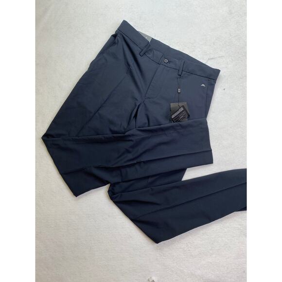 NWT Mens J.lindeberg Elof Golf Pant, Navy, 30x34", 125$ - Picture 2 of 5